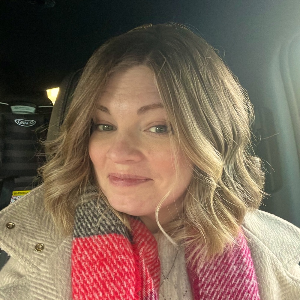 Meet your Posher, Stephanie